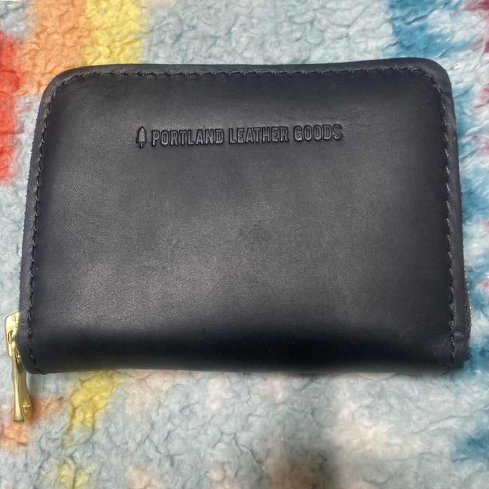 Portland Leather Goods Black Zip Wallet
